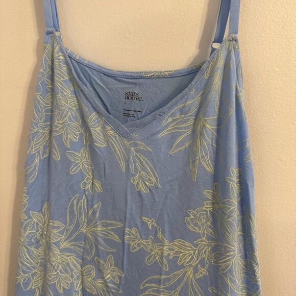 Sz Large Stars Above Cami & Shorts Pajama Set with Adjustable Spaghetti Straps - Picture 3 of 11